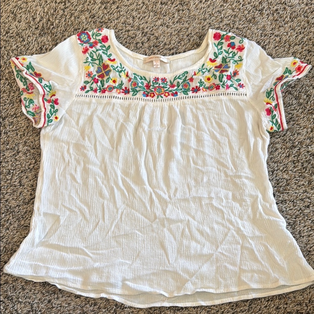 White Embroidered Floral Blouse